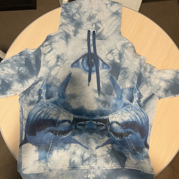 Burberry Blue Oversized Shark Print Hoodie! Size medium! No flaws! - Picture 3 of 7